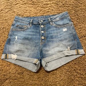 size 7 Arizona jean co blue jean shorts
